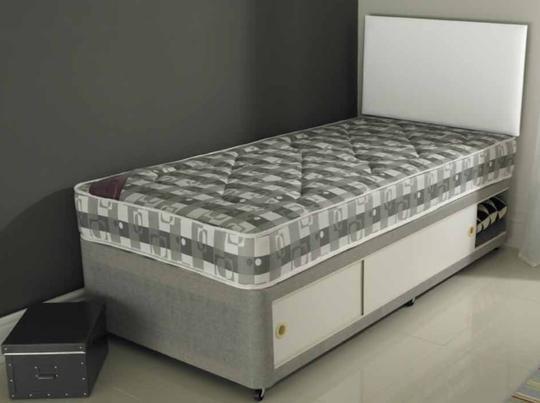 La Romantica Oriel Divan Bed